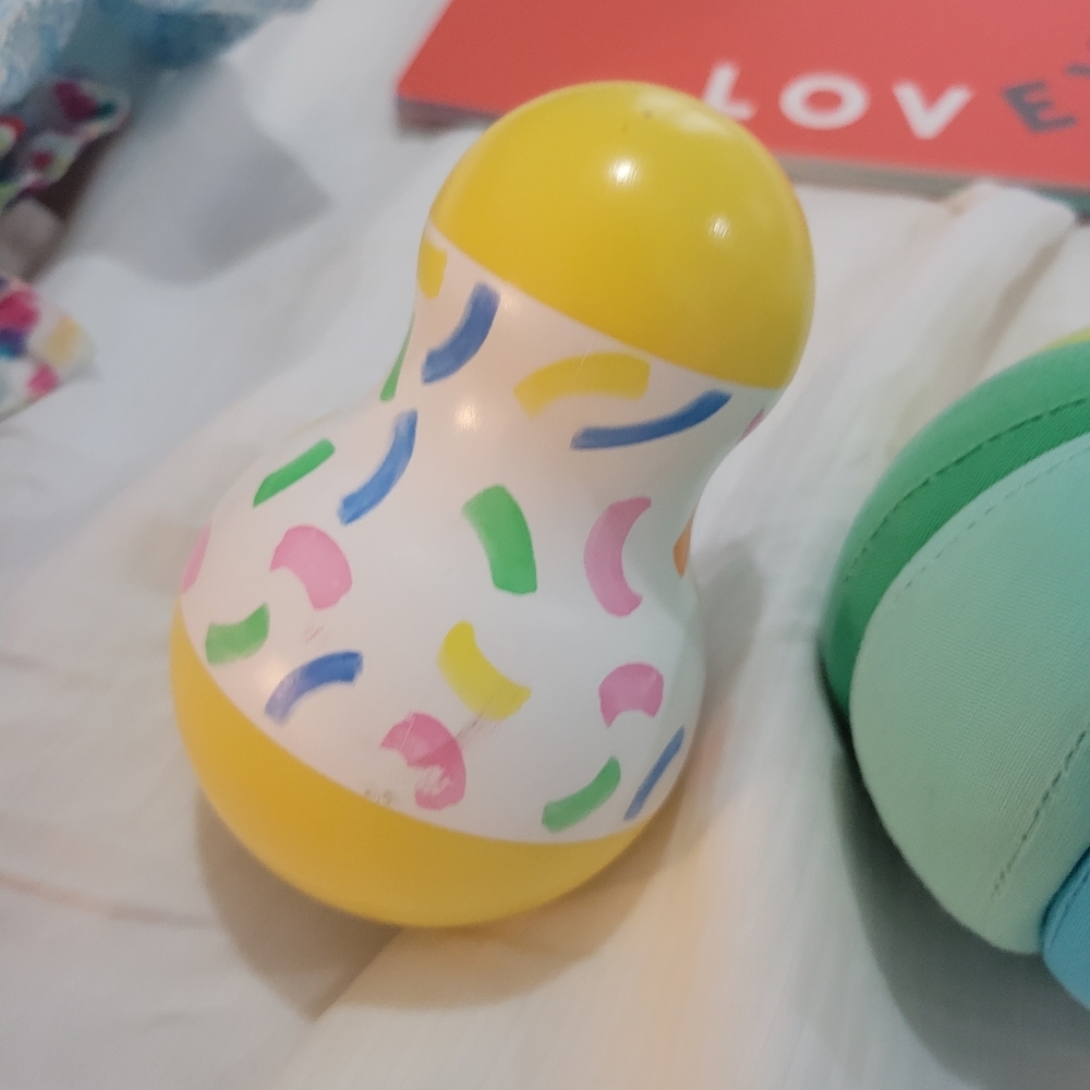 Lovevery The Senser Play Kit for Baby 5-6 Months - Picture 7 of 10